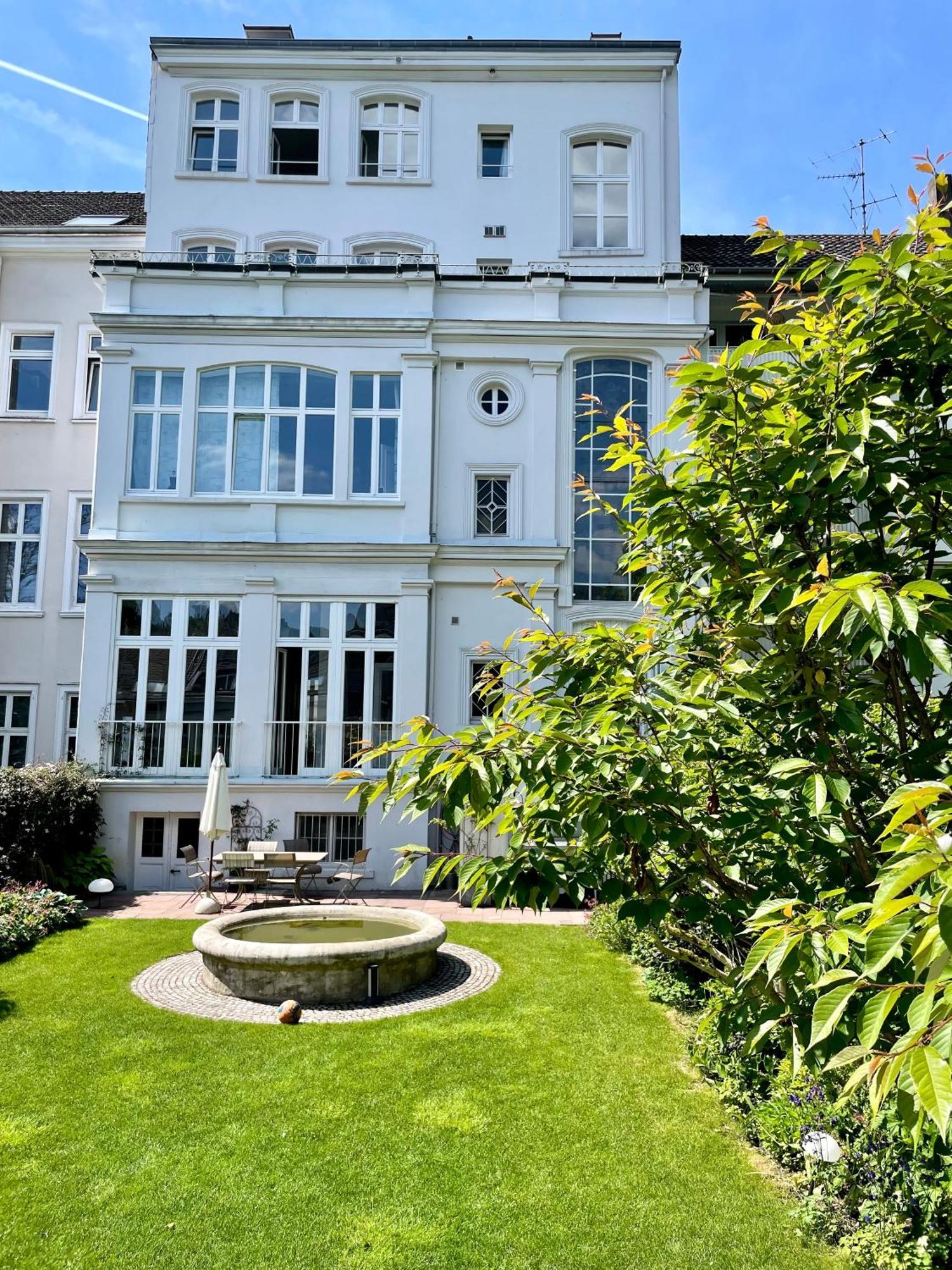 Helle Altbauwohnung Mit Balkon Im Briller Viertel Βούρπεταλ Εξωτερικό φωτογραφία